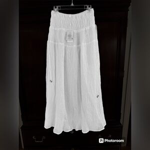 Kivari crinkle skirt